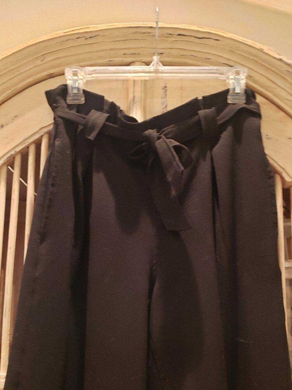 Max Studio Black Wide Leg Gaucho Pant